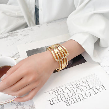 Hollow Bracelet, Asymmetrical Diamond-Encrusted Ring-Shaped Stacked Design Alloy Bracelet, Personalized, Simple Style, High-End Sense For Girls